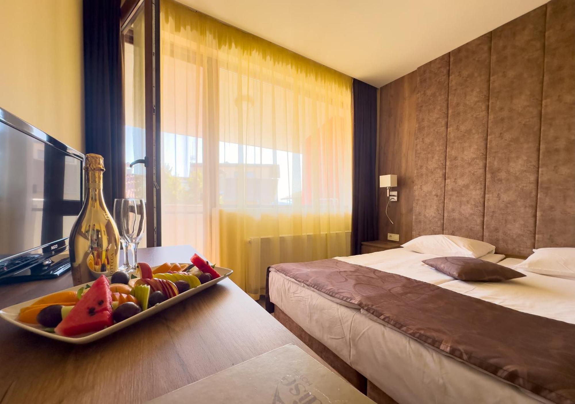 Double Room with Pool View